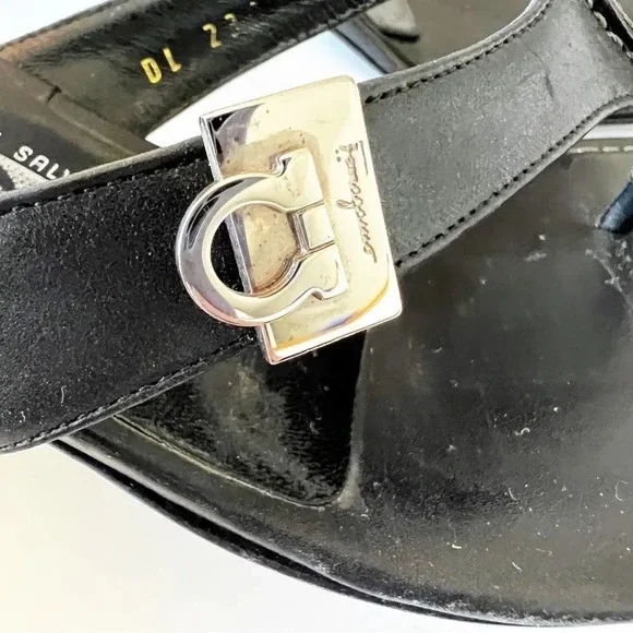 Salvatore Ferragamo Size 7C Black Leather Strappy Sandal Equestrian Hardware Y2K - Picture 6 of 14